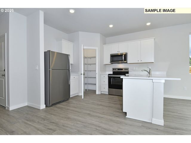 1347 Ne CLARK Ave, Battle Ground, WA 98604