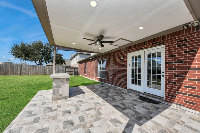 4135 Teal Valley Court, Fresno, TX 77545