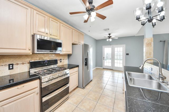 4135 Teal Valley Court, Fresno, TX 77545