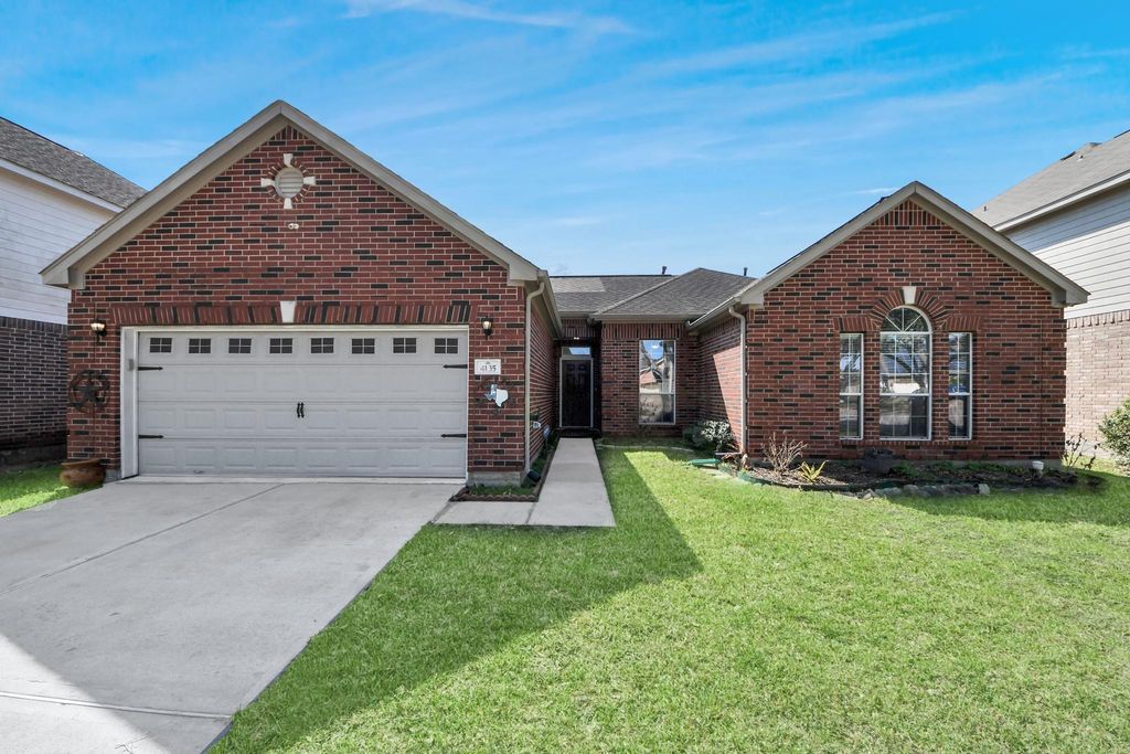 4135 Teal Valley Court, Fresno, TX 77545