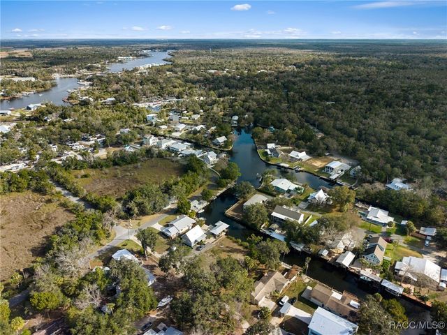 5787 S Kingdom Terrace, Homosassa, FL 34448