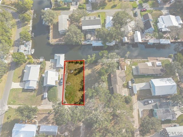 5787 S Kingdom Terrace, Homosassa, FL 34448
