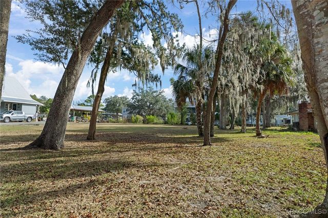 5787 S Kingdom Terrace, Homosassa, FL 34448