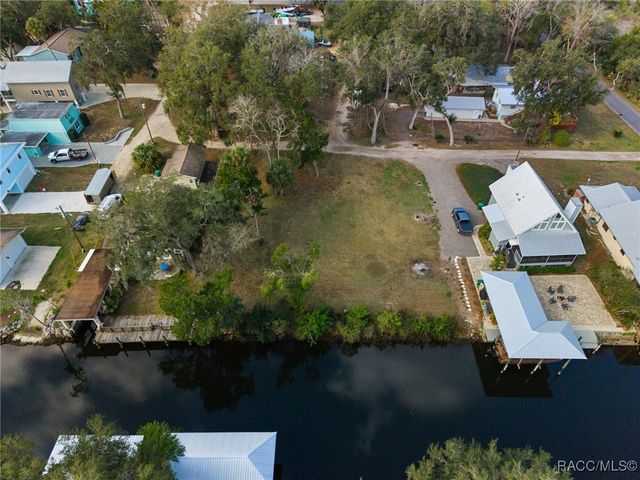 5787 S Kingdom Terrace, Homosassa, FL 34448