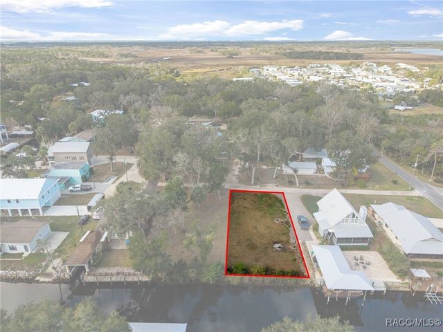 5787 S Kingdom Terrace, Homosassa, FL 34448