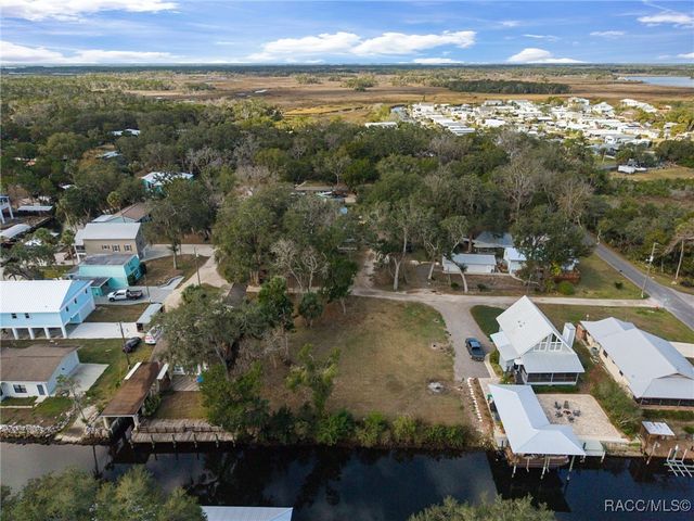 5787 S Kingdom Terrace, Homosassa, FL 34448