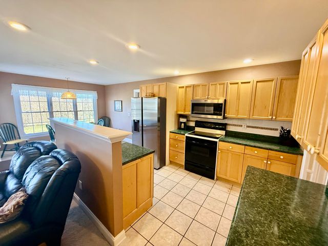 932 Hunter Trail, Mt Sterling, KY 40353