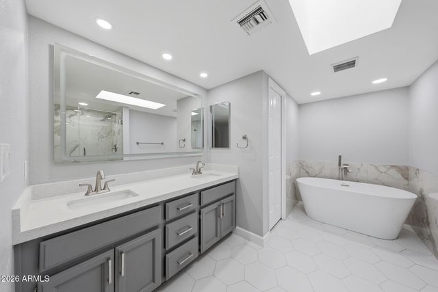 10529 E TOPAZ Circle, Scottsdale, AZ 85258