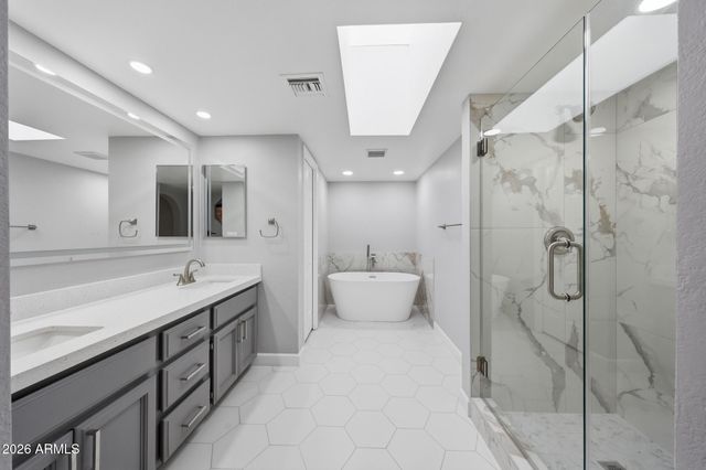 10529 E TOPAZ Circle, Scottsdale, AZ 85258