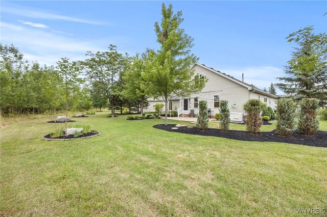148 Parwood Trail, Cheektowaga, NY 14043