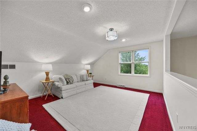 148 Parwood Trail, Cheektowaga, NY 14043