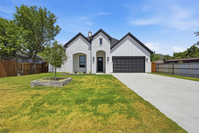 4924 Mona Lisa Street, Fort Worth, TX 76137