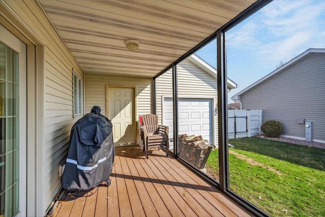 4254 Baybrook Drive, Janesville, WI 53546