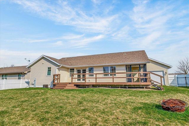 4254 Baybrook Drive, Janesville, WI 53546