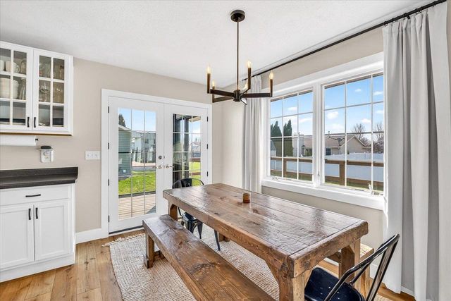 4254 Baybrook Drive, Janesville, WI 53546