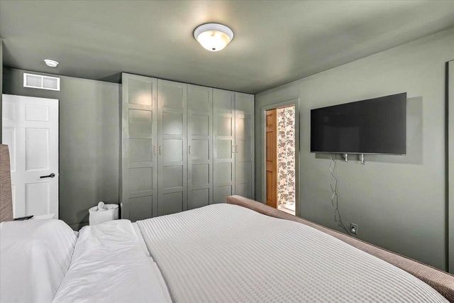 4254 Baybrook Drive, Janesville, WI 53546