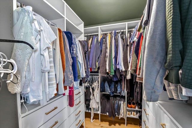 4254 Baybrook Drive, Janesville, WI 53546