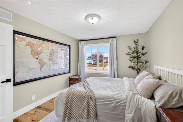 4254 Baybrook Drive, Janesville, WI 53546