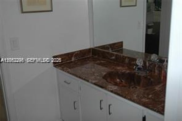 3571 Inverrary Drive 201, Lauderhill, FL 33319