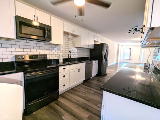 826 E Pleasant Run Parkway North Drive, Indianapolis, IN 46203