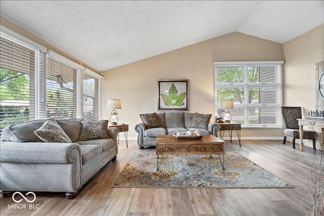 601 E Howard Avenue, Arcadia, IN 46030