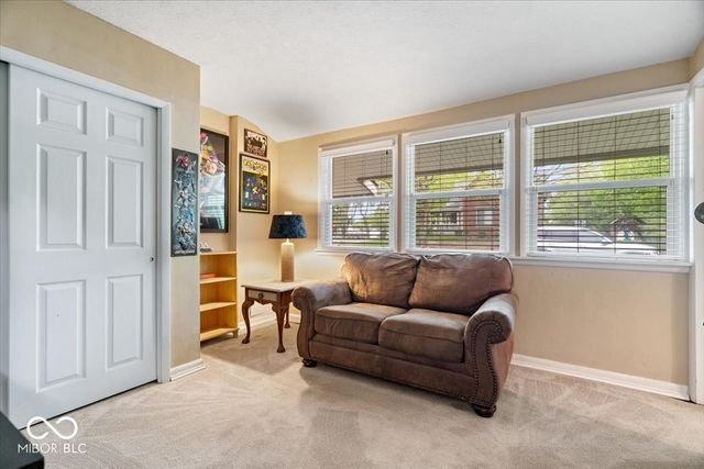 601 E Howard Avenue, Arcadia, IN 46030