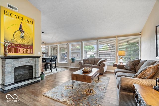 601 E Howard Avenue, Arcadia, IN 46030