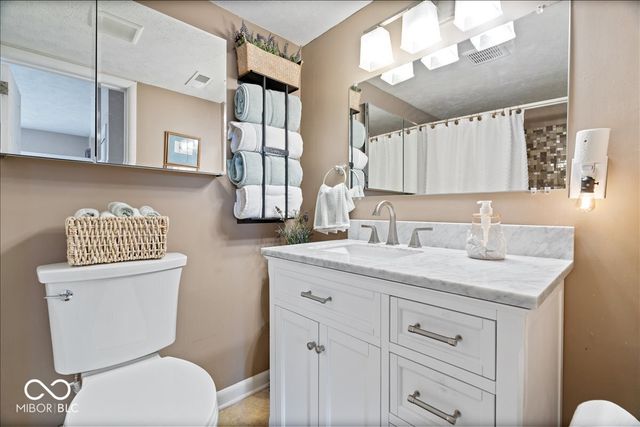 601 E Howard Avenue, Arcadia, IN 46030