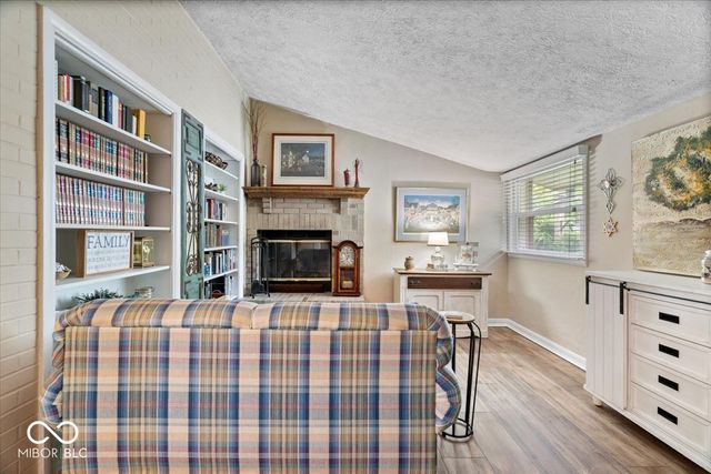 601 E Howard Avenue, Arcadia, IN 46030