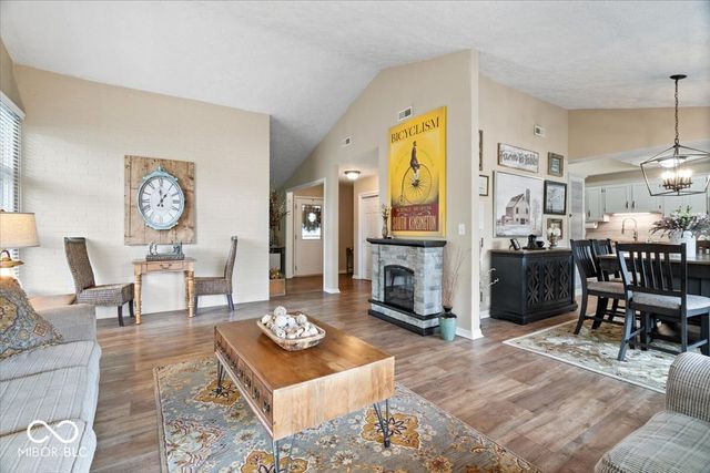 601 E Howard Avenue, Arcadia, IN 46030