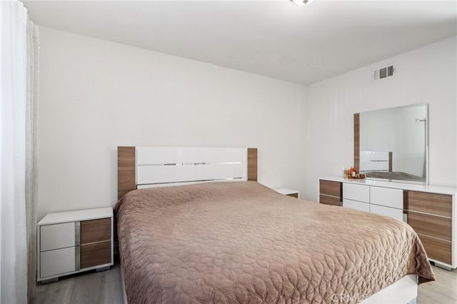 16428 Halsted Street, North Hills, CA 91343