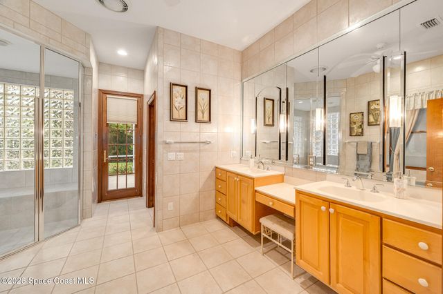 3706 Secluded Oak Court, Melbourne, FL 32934