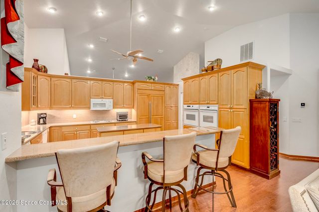 3706 Secluded Oak Court, Melbourne, FL 32934