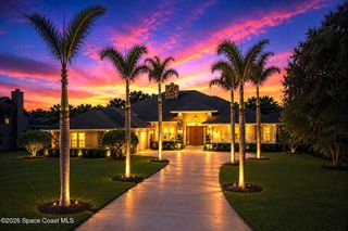 3706 Secluded Oak Court, Melbourne, FL 32934