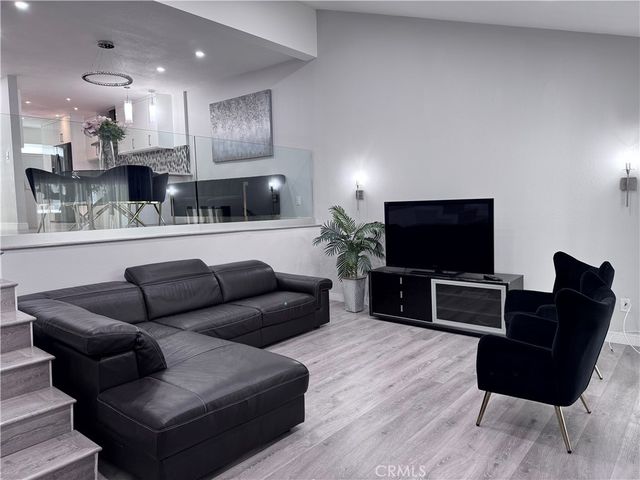 6241 Nita, Woodland Hills, CA 91367