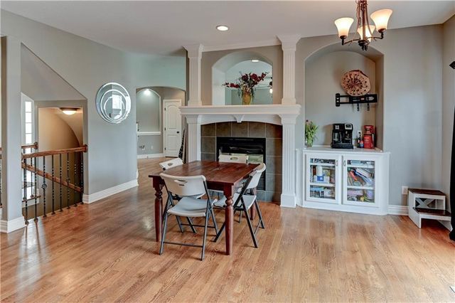 500 NE Woodpark Lane, Lee's Summit, MO 64086