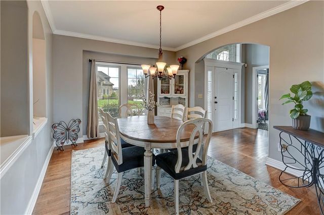 500 NE Woodpark Lane, Lee's Summit, MO 64086