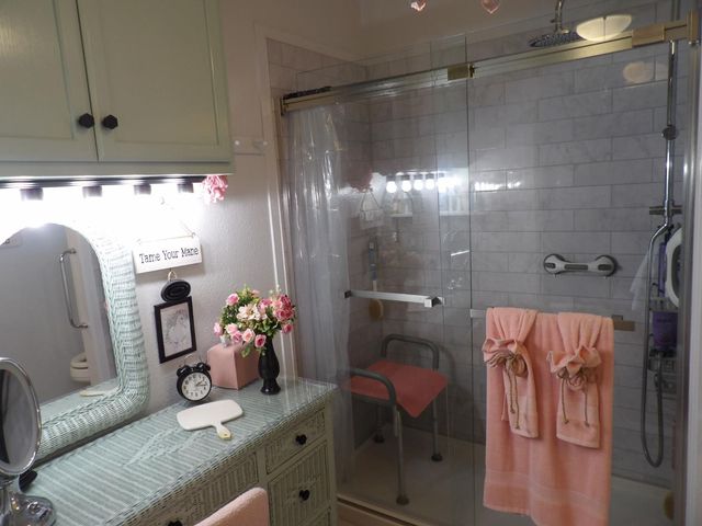 8510 Ormes Ct, Valley Springs, CA 95252