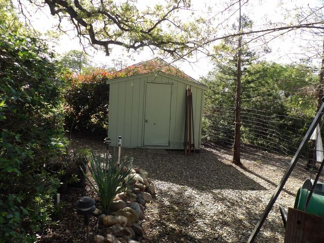 8510 Ormes Ct, Valley Springs, CA 95252