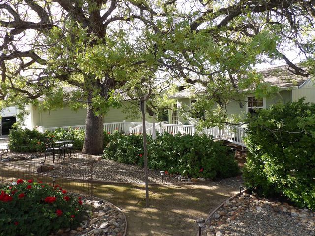 8510 Ormes Ct, Valley Springs, CA 95252