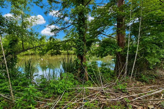 1434 Highway 308, Thibodaux, LA 70301