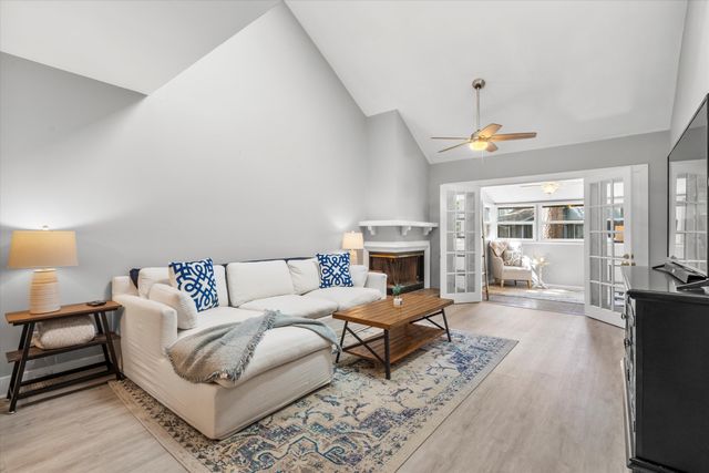 1137 Hidden Cove Drive 39, Mount Pleasant, SC 29464