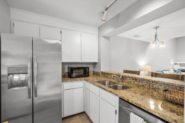 1137 Hidden Cove Drive 39, Mount Pleasant, SC 29464