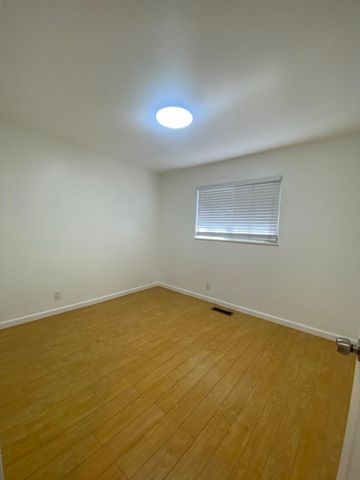 3859 High St, Oakland, CA 94619