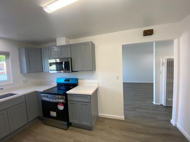 3859 High St, Oakland, CA 94619