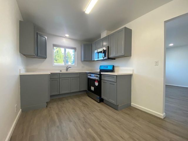 3859 High St, Oakland, CA 94619