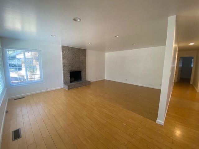 3859 High St, Oakland, CA 94619