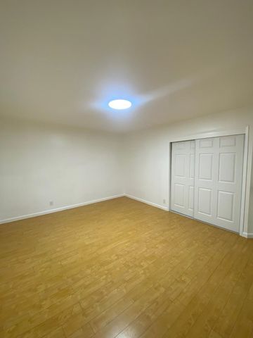 3859 High St, Oakland, CA 94619