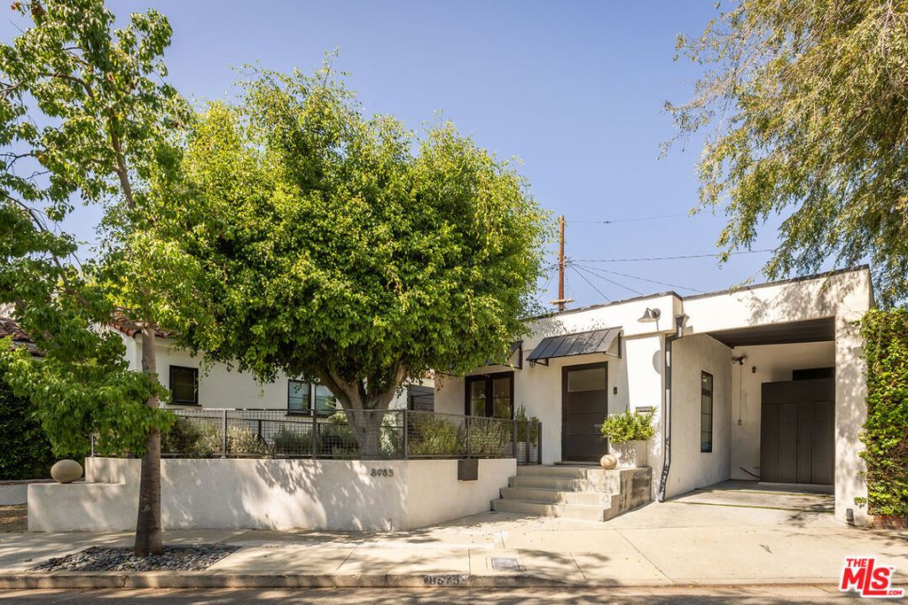 8985 Lloyd Place, West Hollywood, CA 90069 — exterior