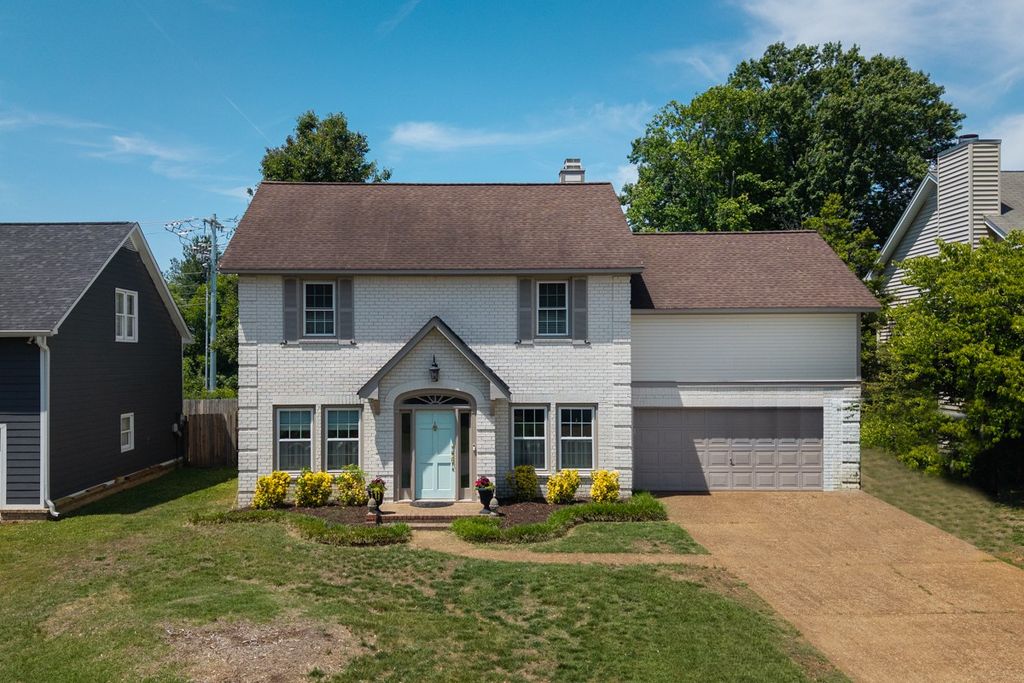 518 Maplegrove Dr, Franklin, TN 37064
